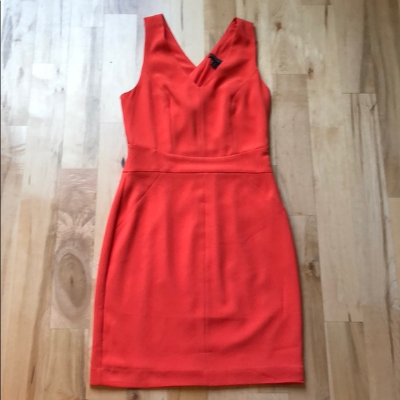 Banana Republic coral colored dress - Picture 3 of 7